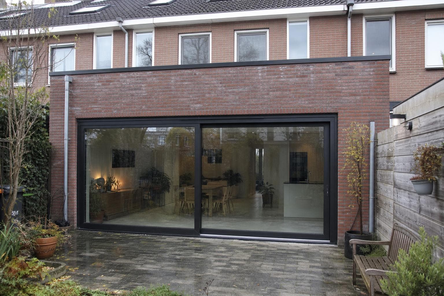 Uitbouw laten bouwen Dordrecht Tile Stones