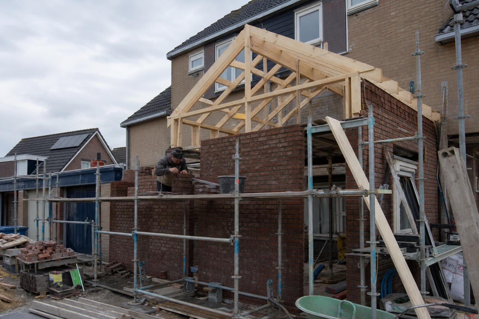 Van feestzaal naar twee luxe appartementen Spijkenisse